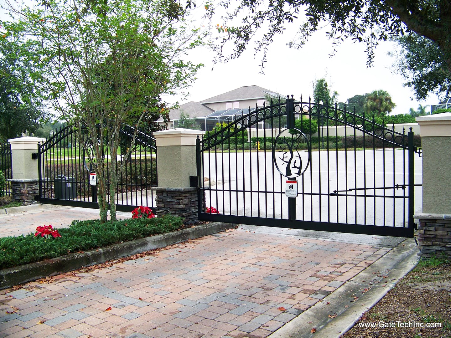 Bloomingdale Custom Community Gates